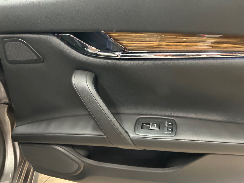 2015 Maserati Quattroporte Image 37