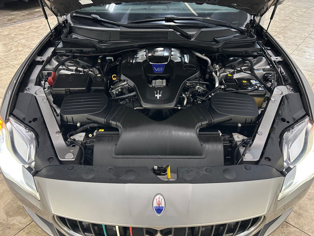 2015 Maserati Quattroporte Image 41