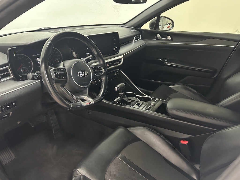 2021 Kia K5 Image 10
