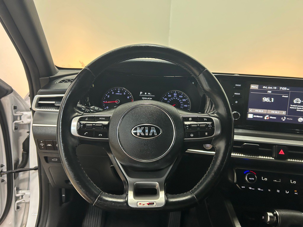 2021 Kia K5 Image 14