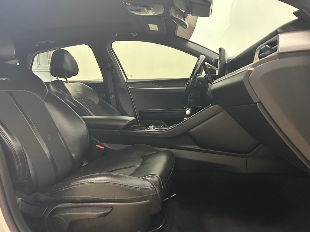 2021 Kia K5 Image 25