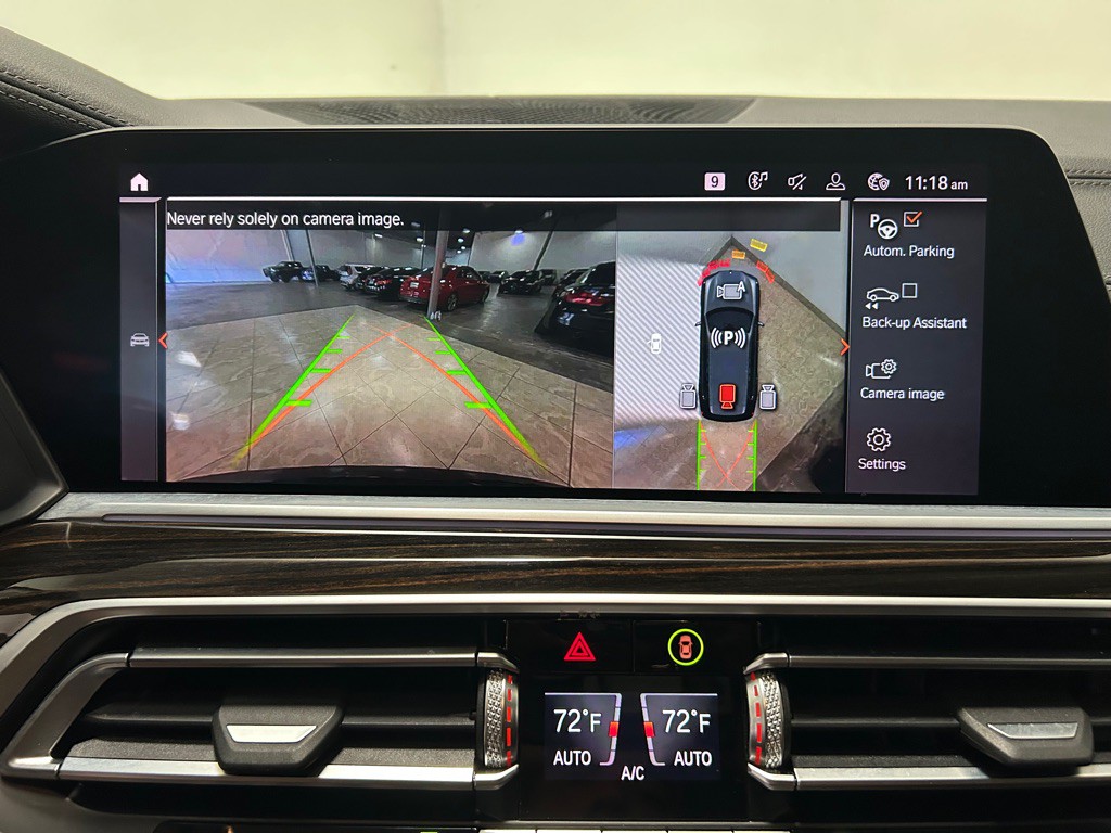 2020 BMW X7 Image 26