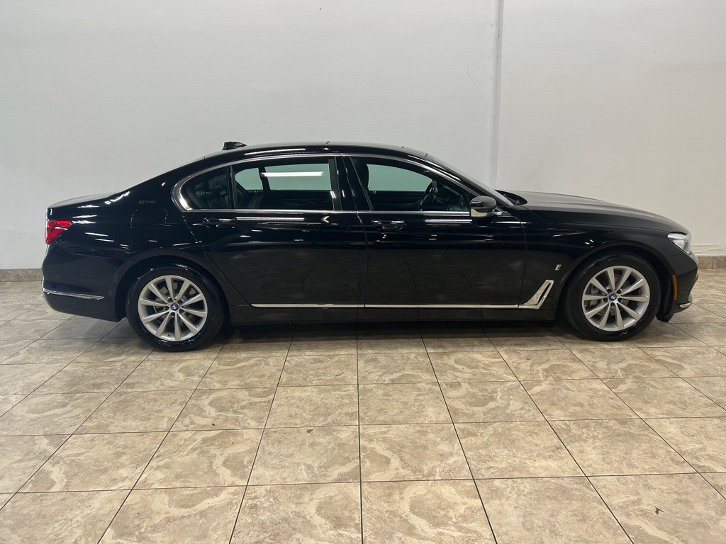 2018 BMW 7 Series Image 6
