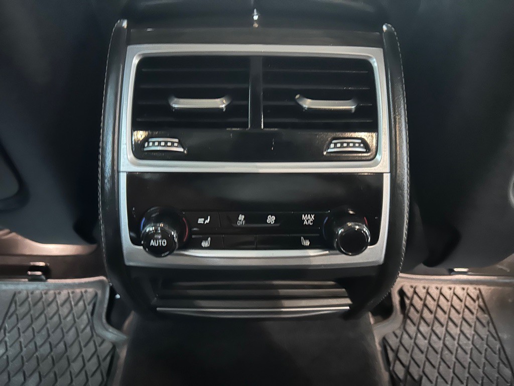 2018 BMW 7 Series Image 35