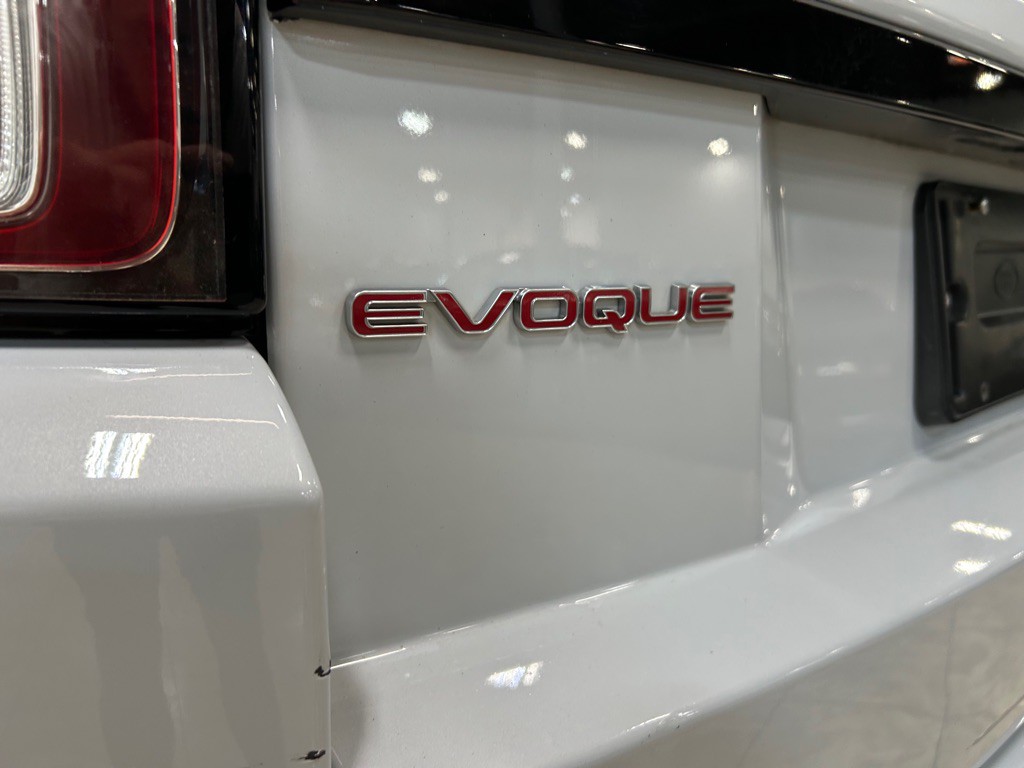2018 Land Rover Range Rover Evoque Image 13