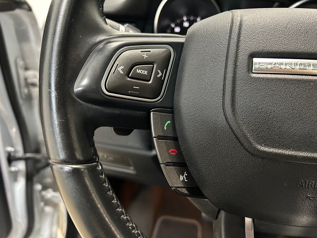2018 Land Rover Range Rover Evoque Image 18