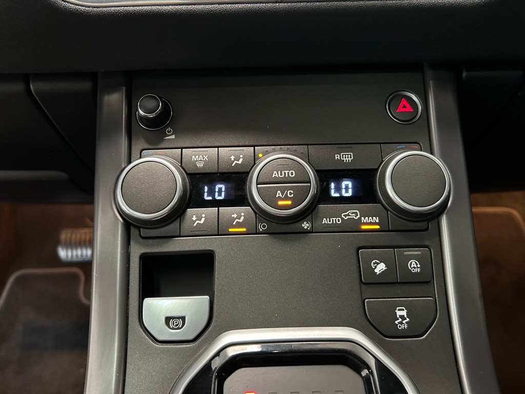 2018 Land Rover Range Rover Evoque Image 24