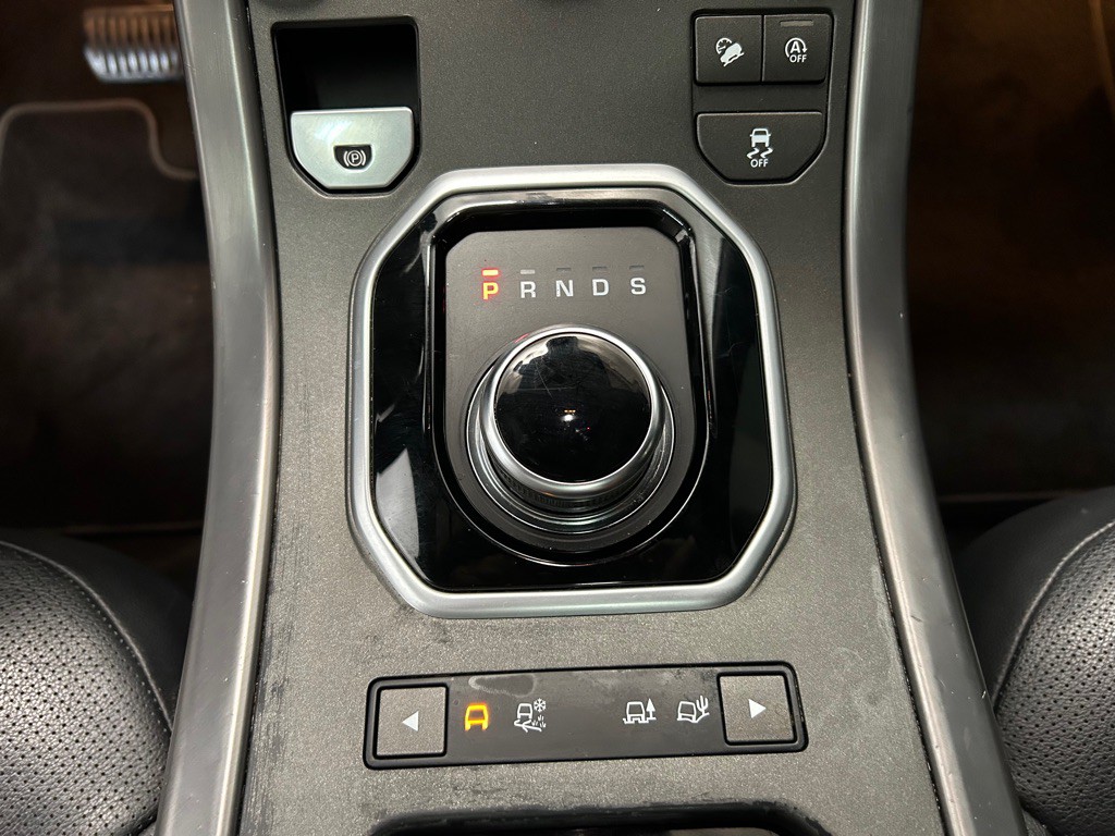 2018 Land Rover Range Rover Evoque Image 25