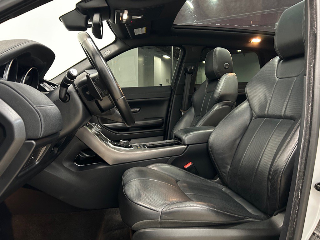 2018 Land Rover Range Rover Evoque Image 28