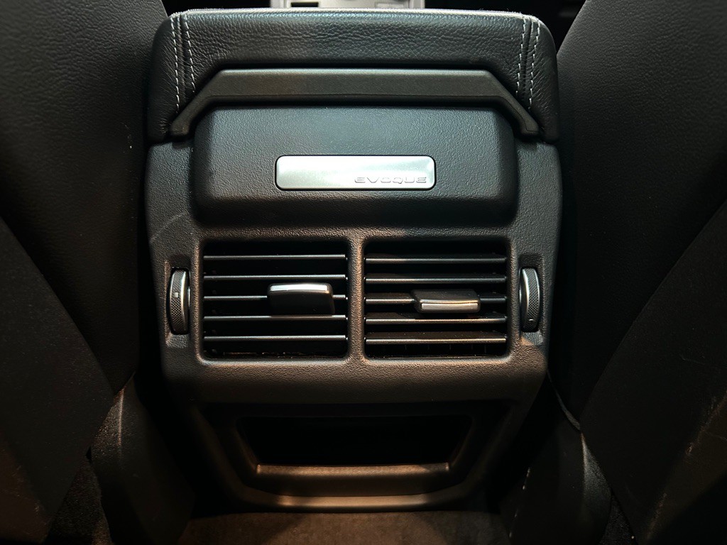 2018 Land Rover Range Rover Evoque Image 33