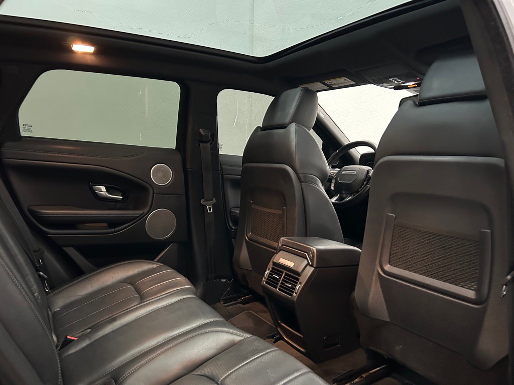 2018 Land Rover Range Rover Evoque Image 37