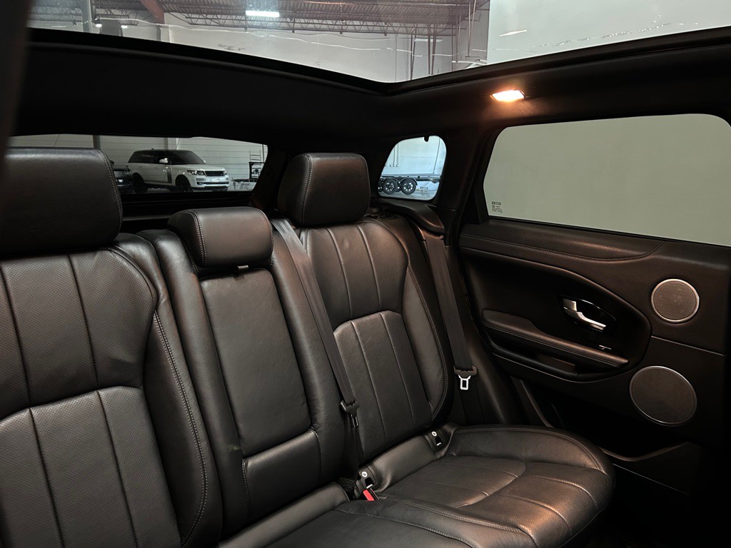 2018 Land Rover Range Rover Evoque Image 38