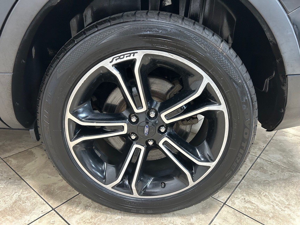 2015 Ford Explorer Image 14