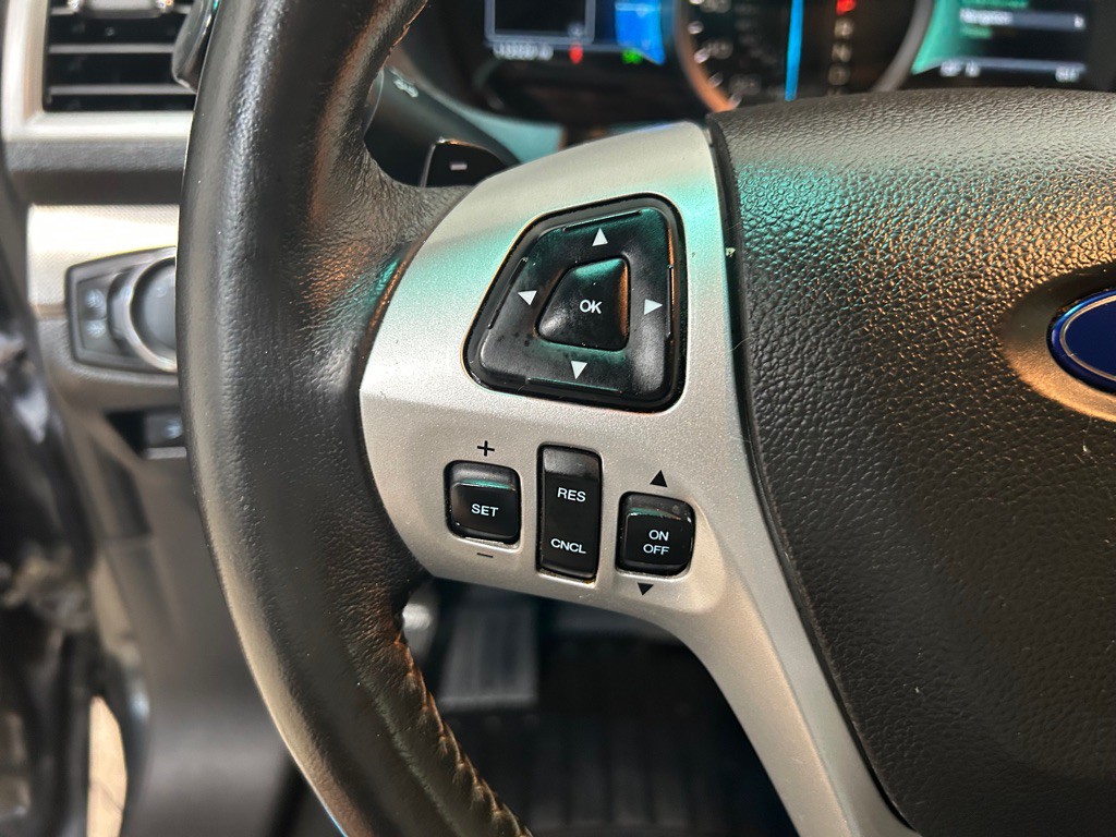2015 Ford Explorer Image 19