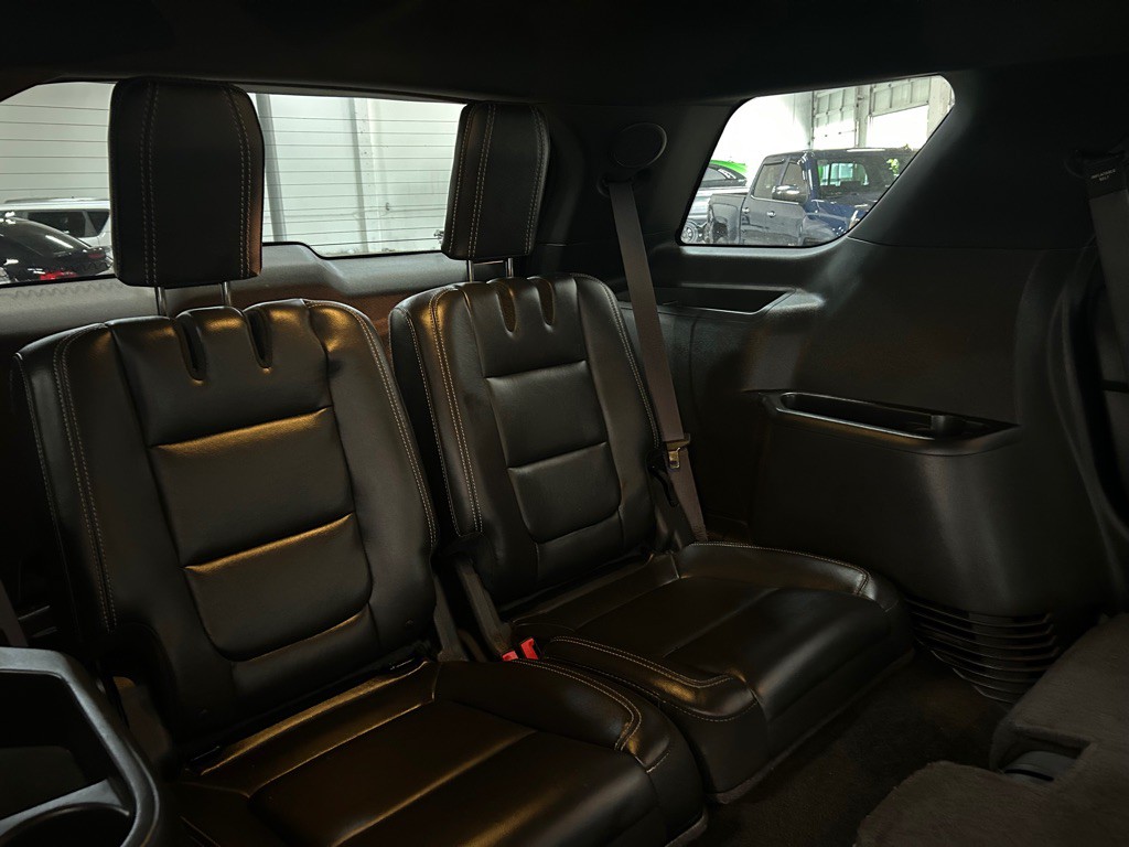2015 Ford Explorer Image 41