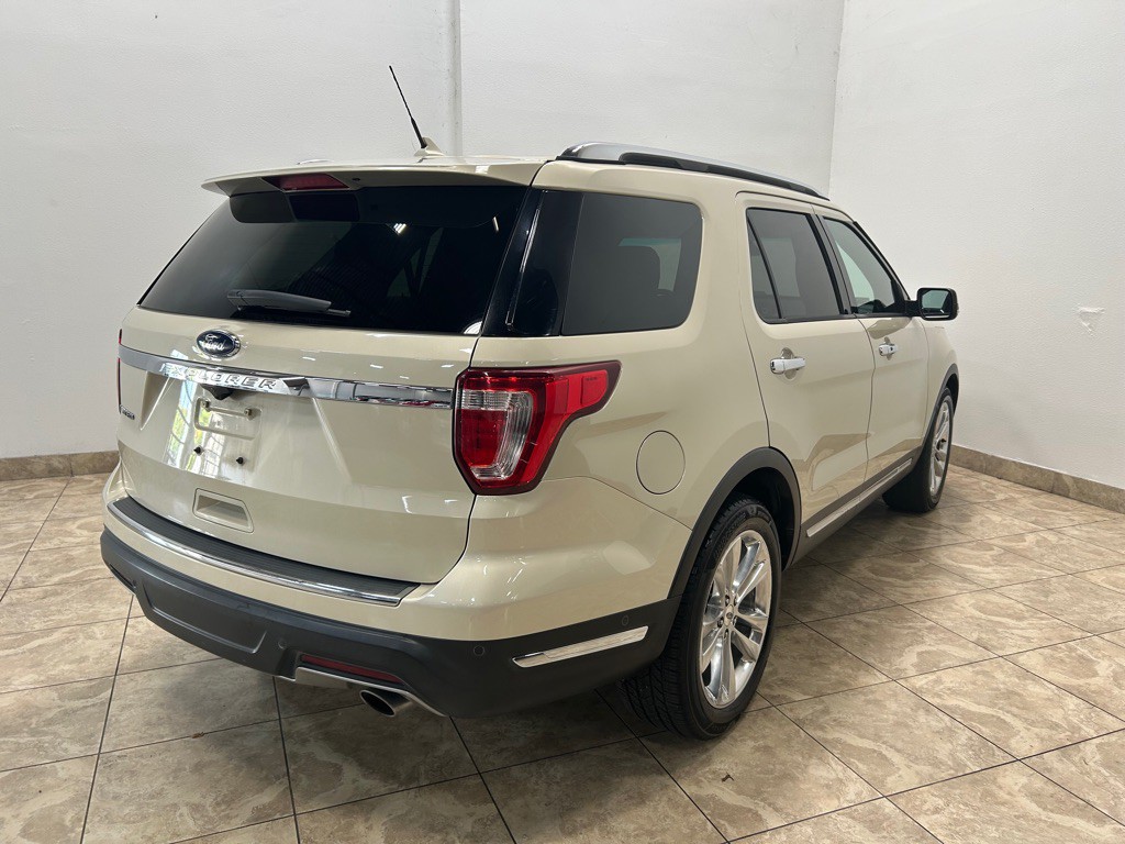 2018 Ford Explorer Image 6