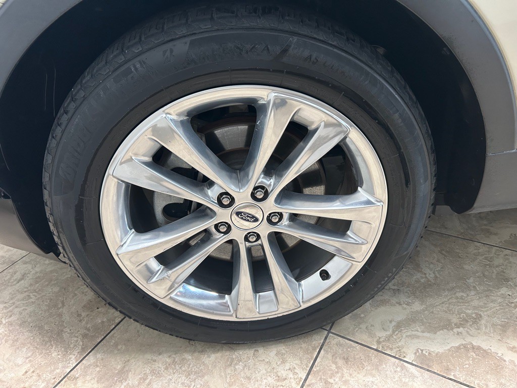 2018 Ford Explorer Image 12