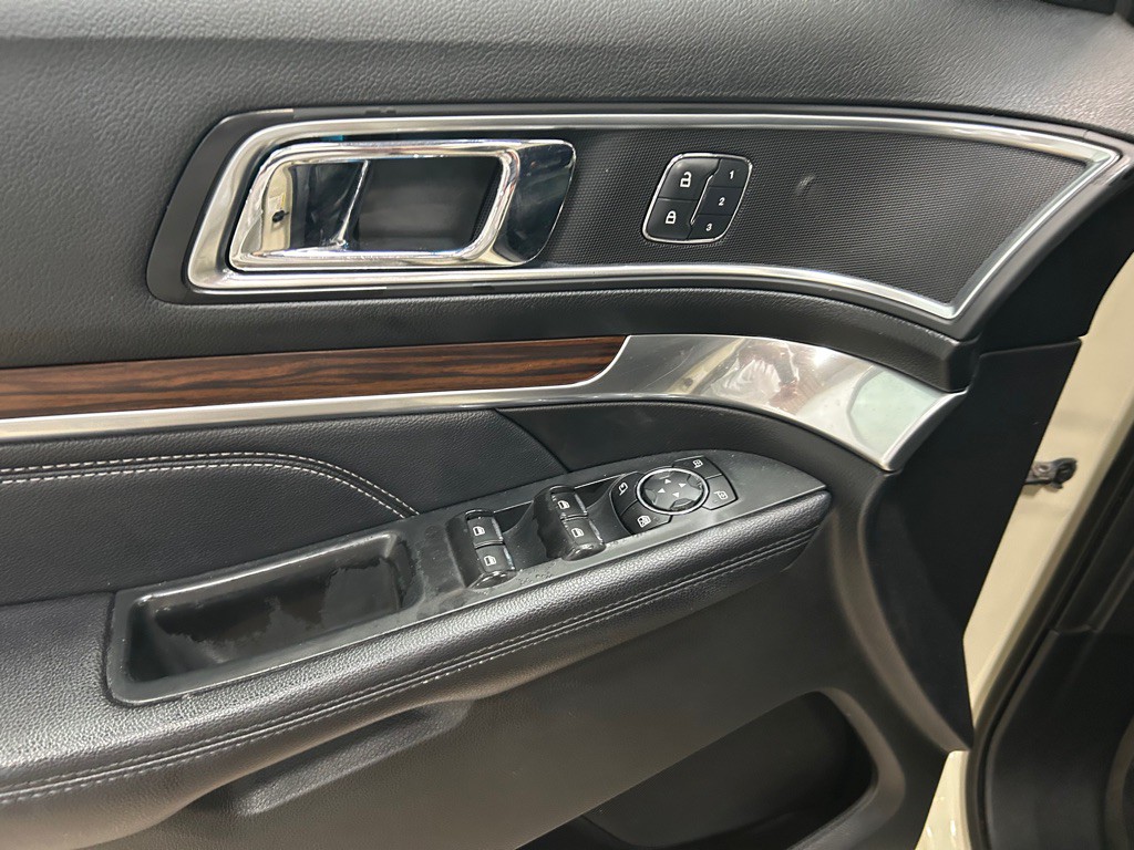 2018 Ford Explorer Image 14