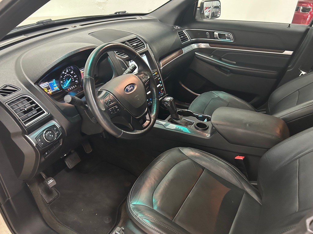 2018 Ford Explorer Image 26