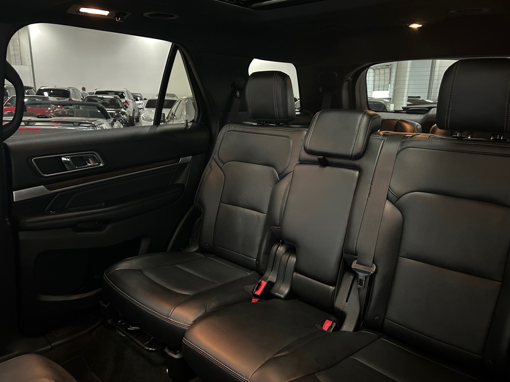 2018 Ford Explorer Image 41