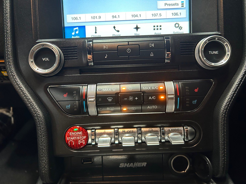 2016 Ford Mustang Image 21