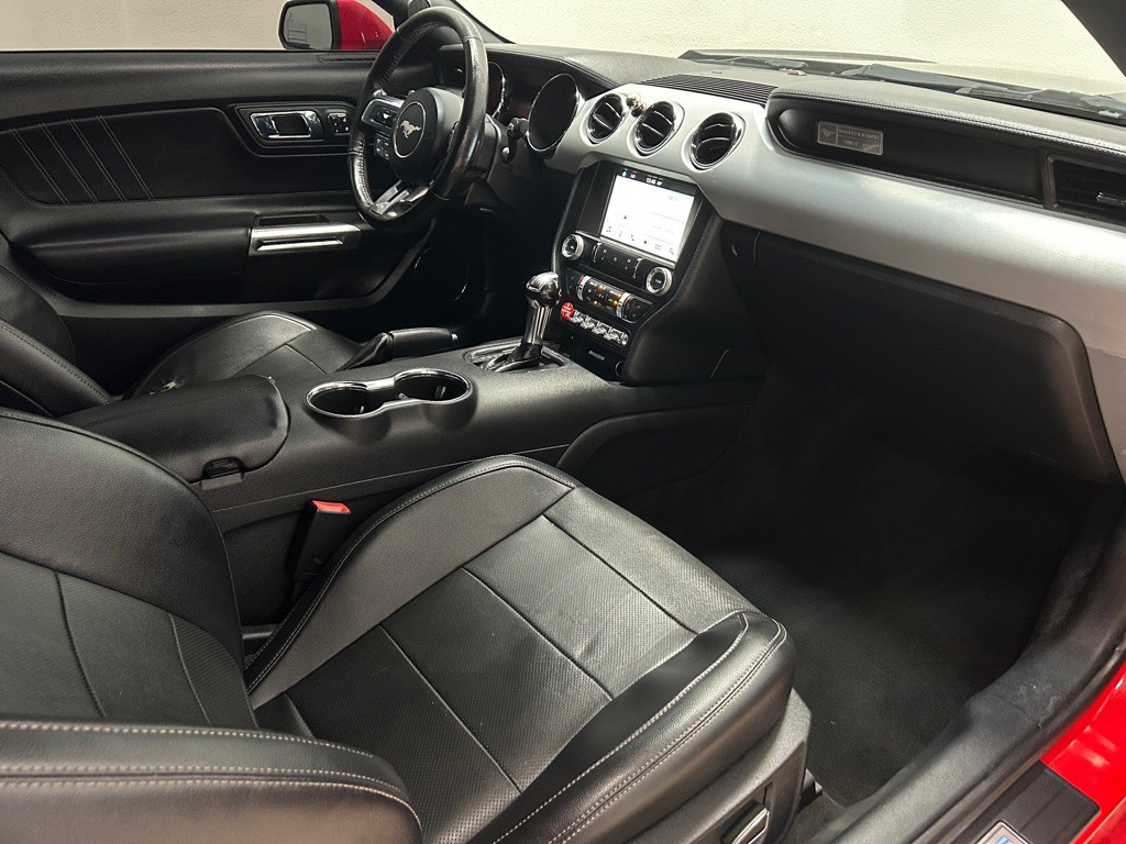 2016 Ford Mustang Image 29