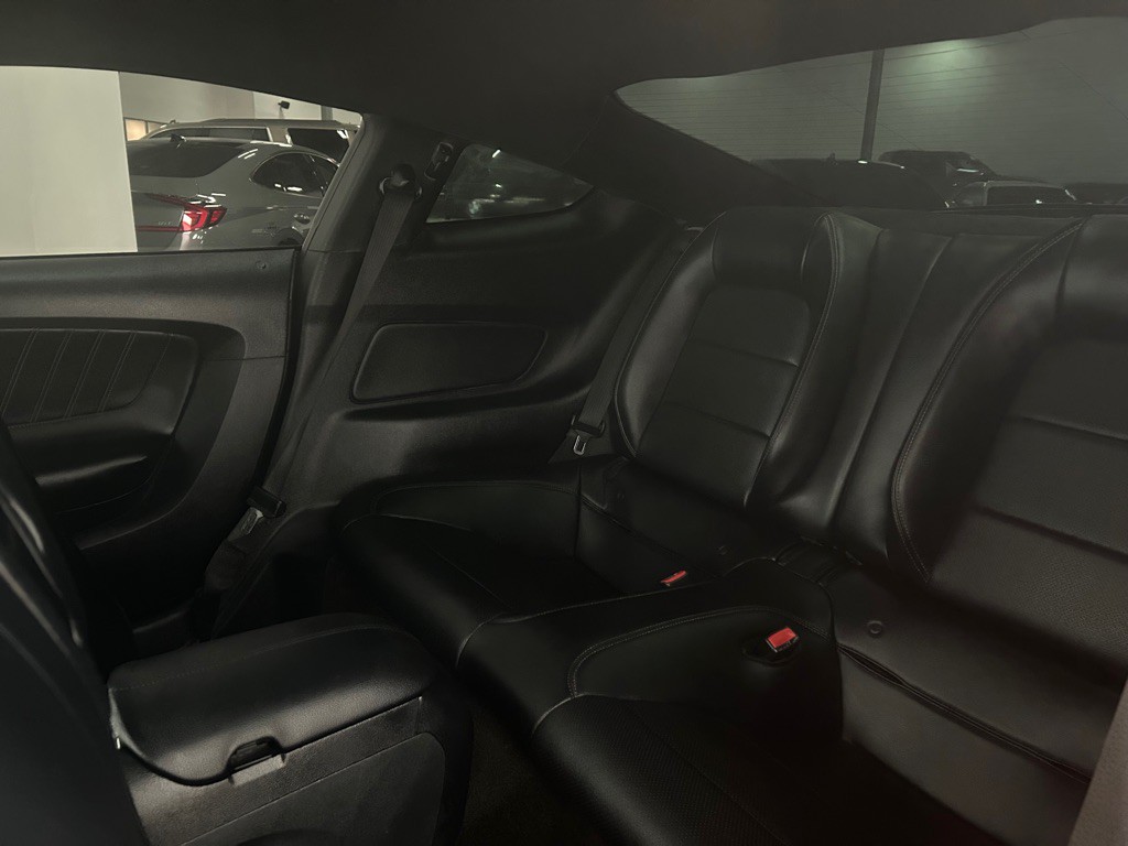2016 Ford Mustang Image 32