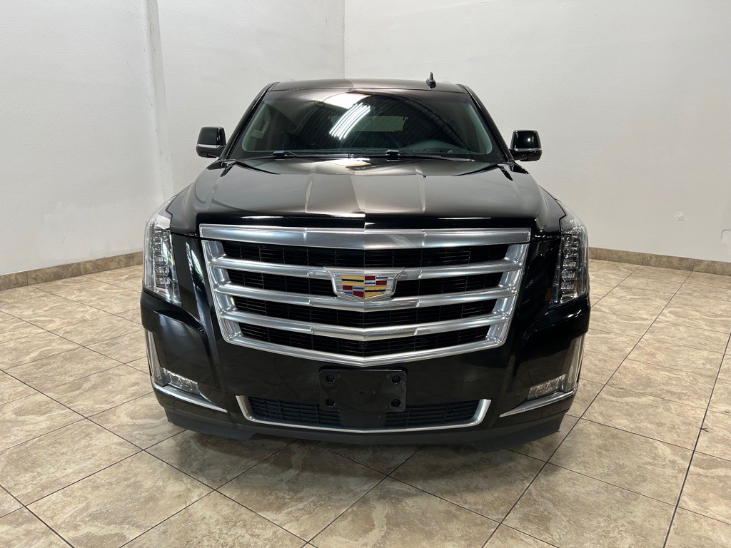 2019 Cadillac Escalade Image 2