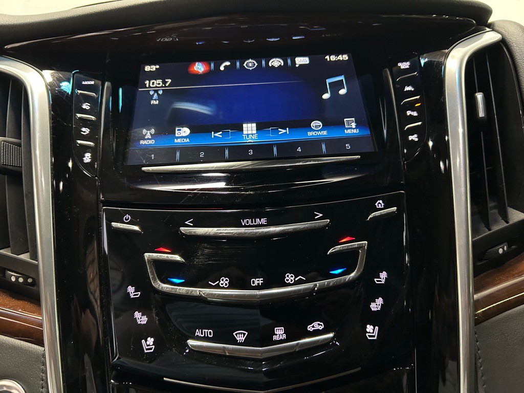 2019 Cadillac Escalade Image 21