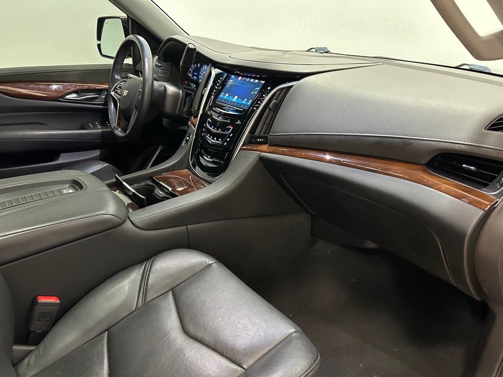 2019 Cadillac Escalade Image 28