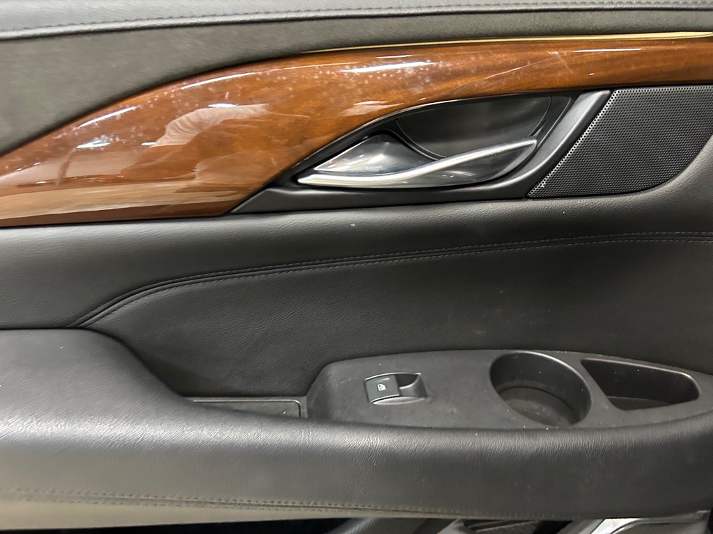 2019 Cadillac Escalade Image 32