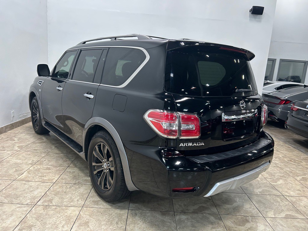 2017 Nissan Armada Image 8