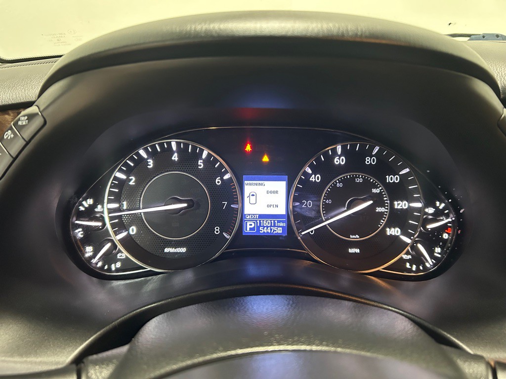 2017 Nissan Armada Image 21