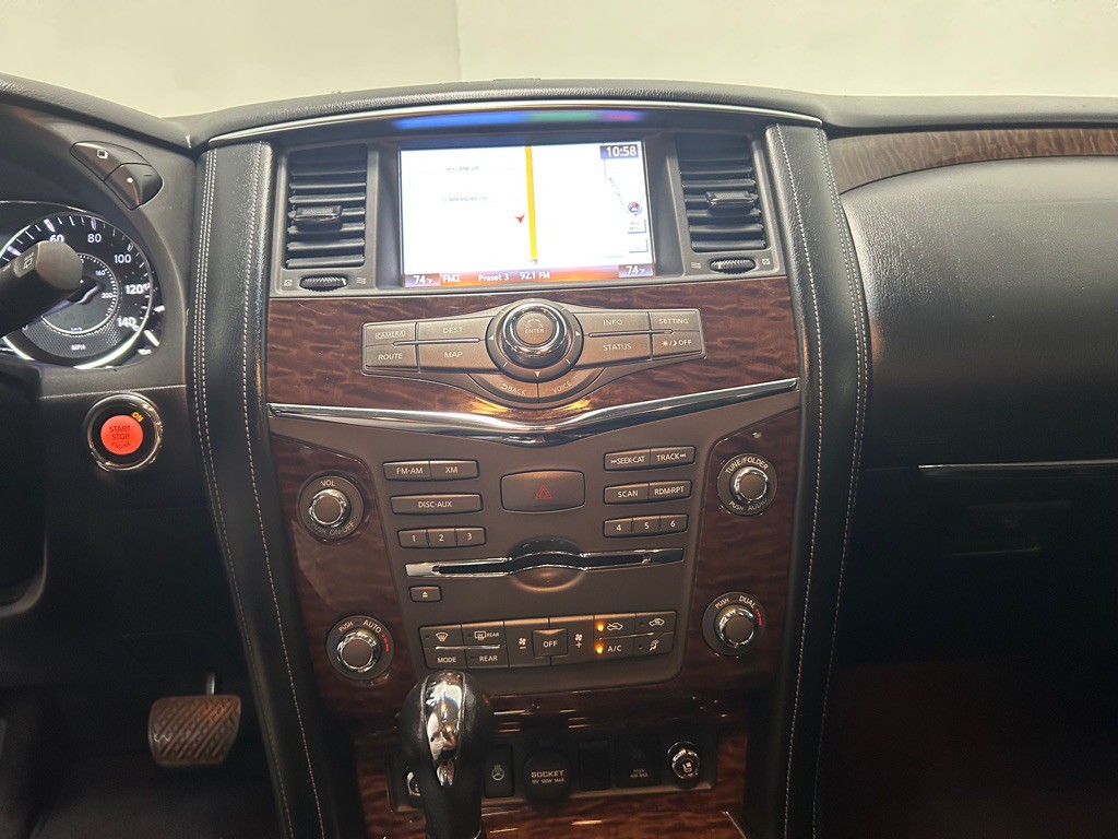 2017 Nissan Armada Image 25