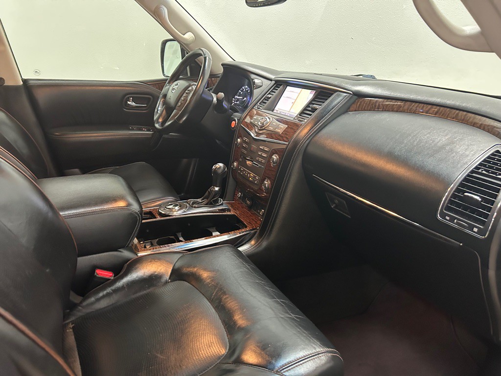 2017 Nissan Armada Image 32