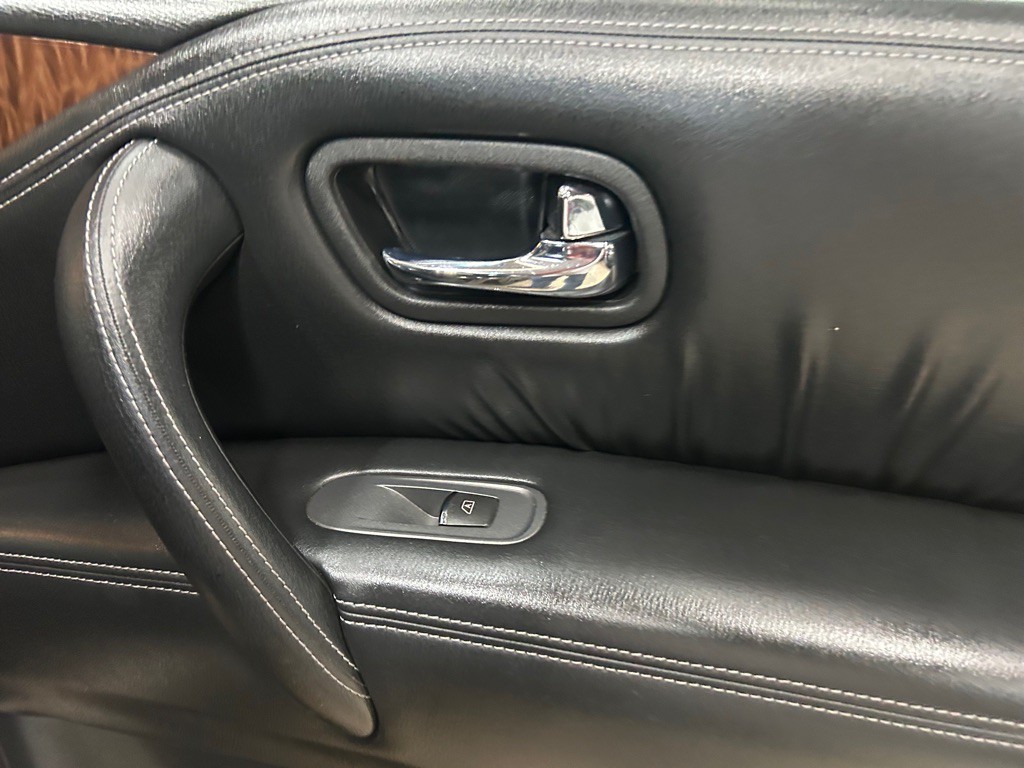 2017 Nissan Armada Image 37