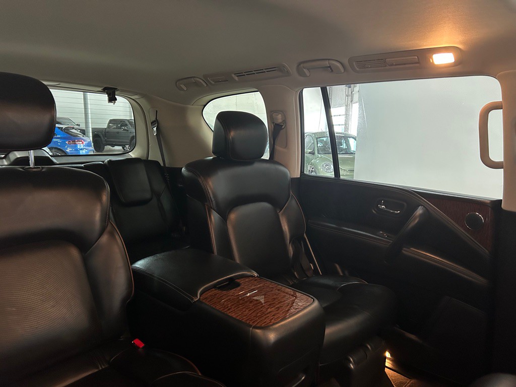 2017 Nissan Armada Image 40