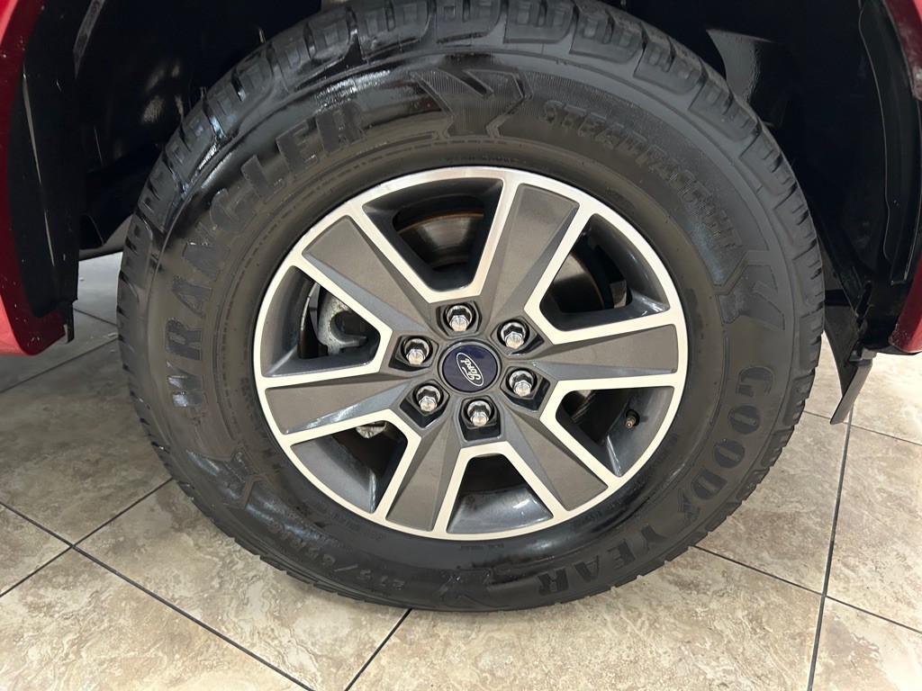 2017 Ford F-150 Image 12