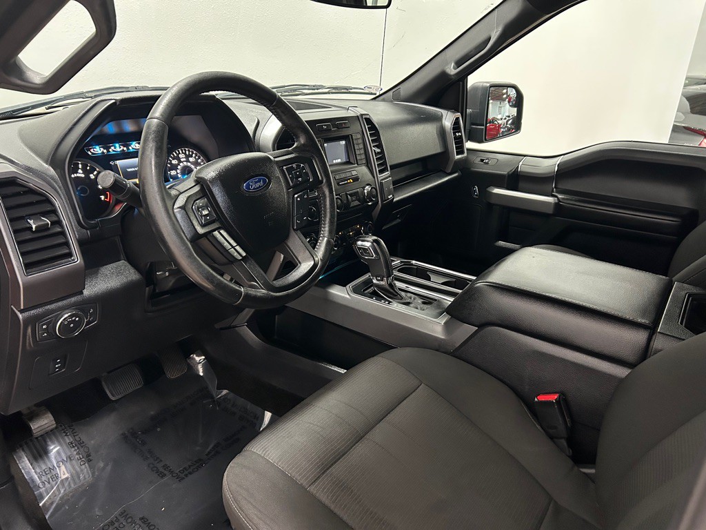 2017 Ford F-150 Image 28