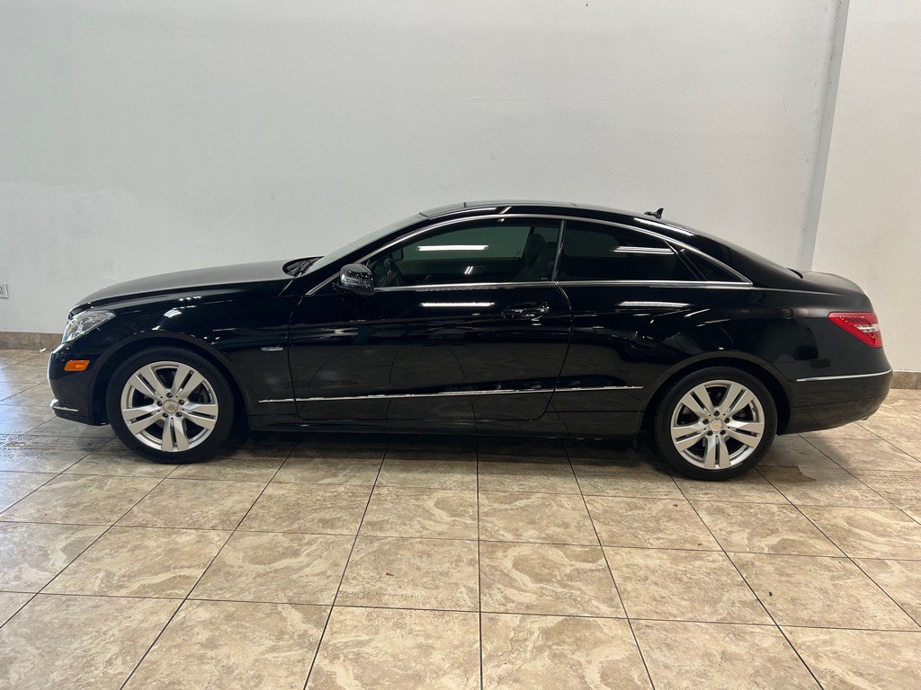 2012 Mercedes-Benz E-Class Image 2