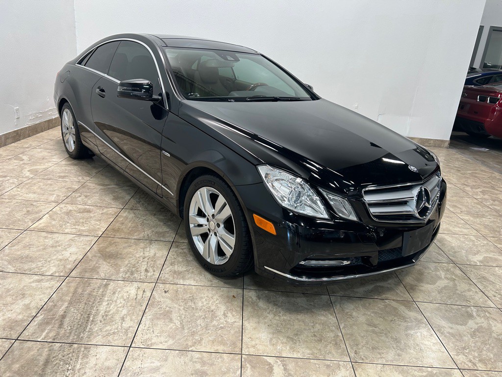 2012 Mercedes-Benz E-Class Image 4