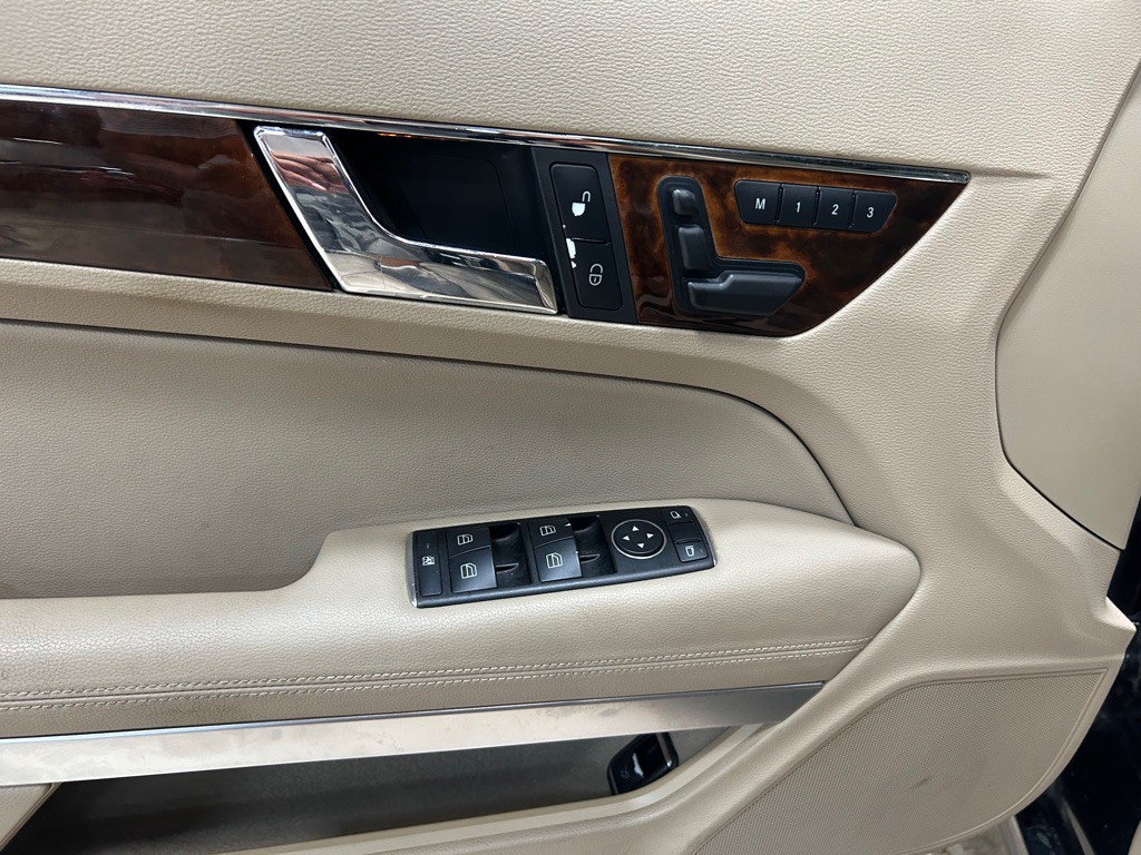 2012 Mercedes-Benz E-Class Image 15