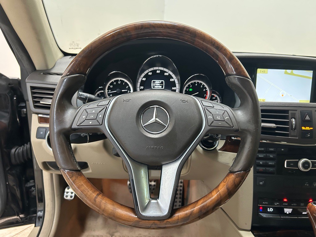 2012 Mercedes-Benz E-Class Image 17