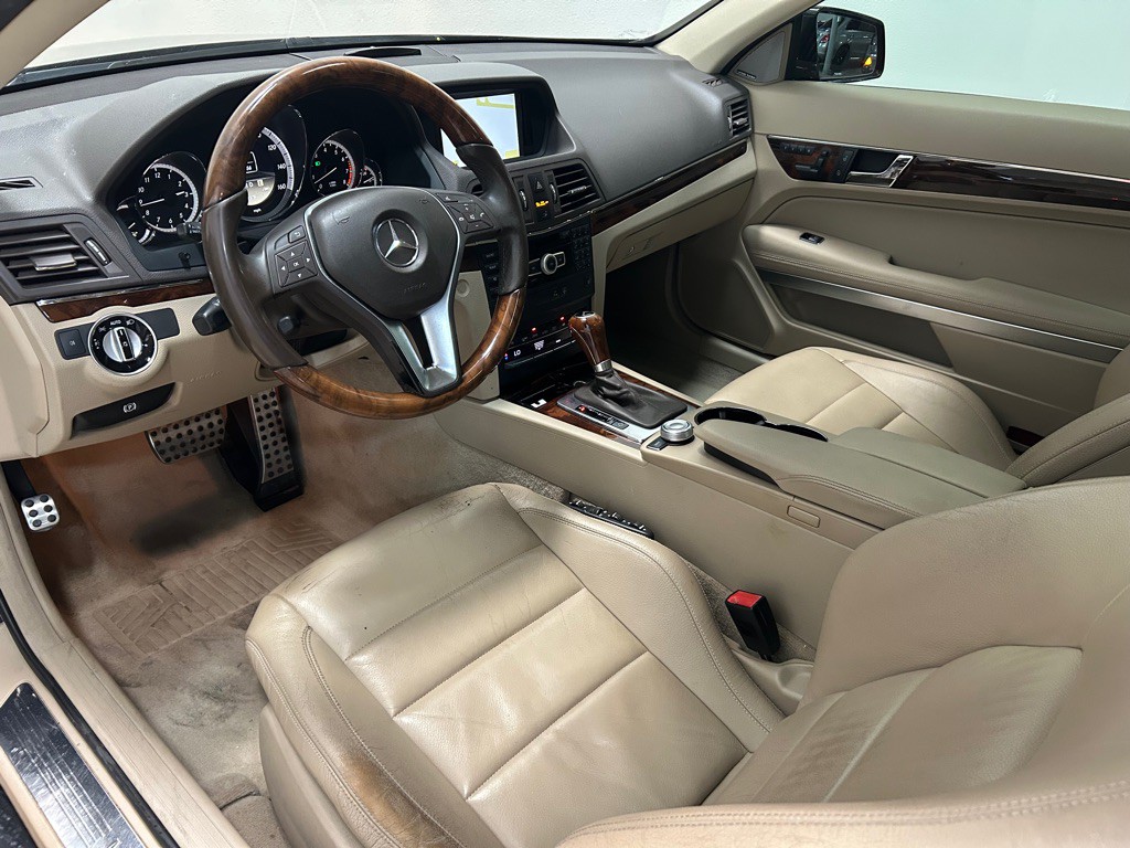 2012 Mercedes-Benz E-Class Image 25