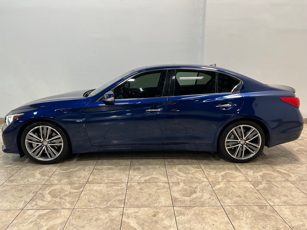 2017 INFINITI Q50 Image 2