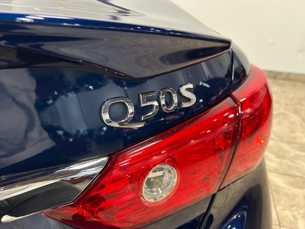 2017 INFINITI Q50 Image 10
