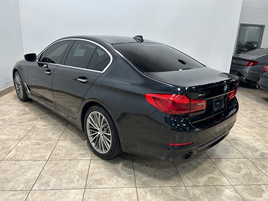 2018 BMW 5 Series Image 8
