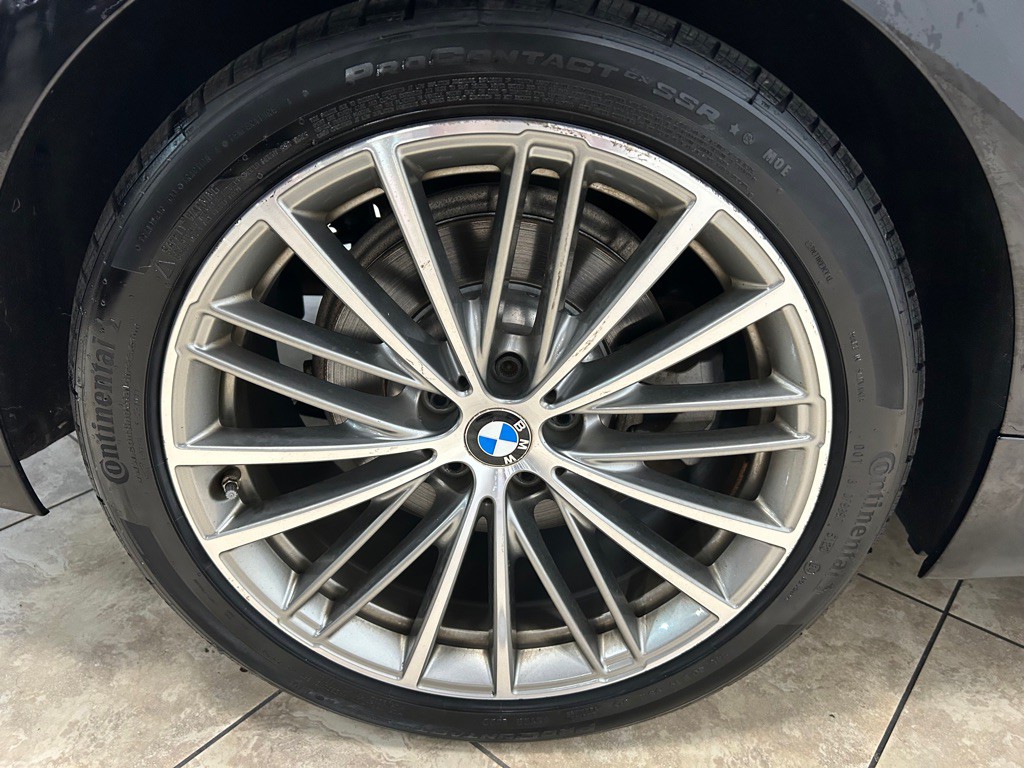 2018 BMW 5 Series Image 14