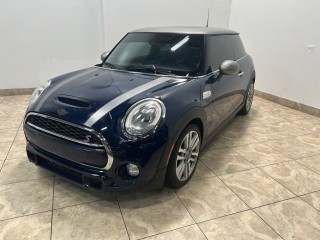 Image for 2017 MINI Cooper Cooper S ID: 6688455