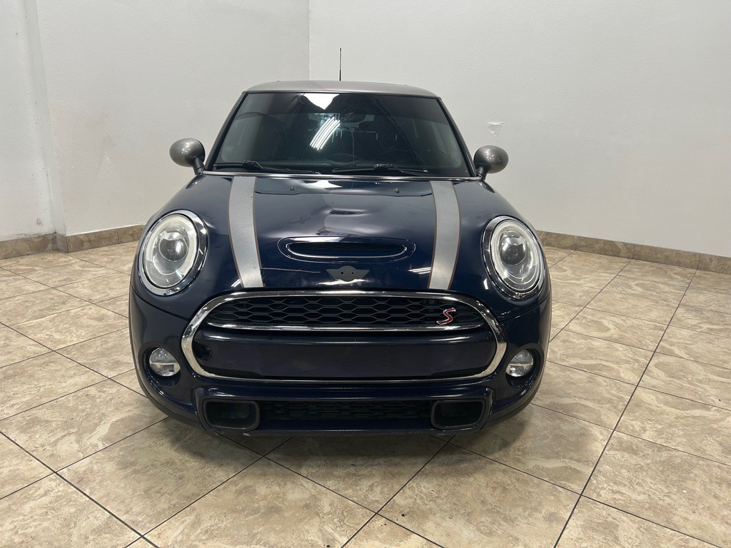 2017 MINI Cooper Image 3